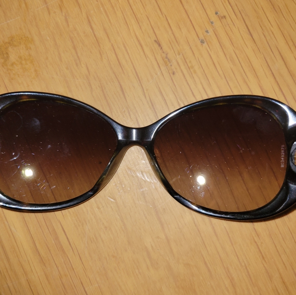CHANEL Oversized Sunglasses in Brown with Case, Box, and Shopping Bag - Picture 5 of 14